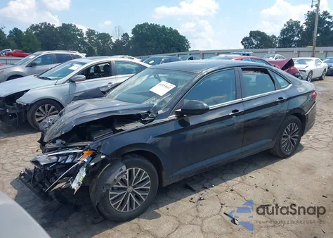 2021 Volkswagen Jetta 1.4T R-Line/1.4T S/1.4T Se z USA, uszkodzony, nr VIN 3VWC57BU6MM037013